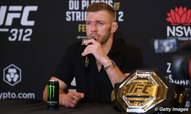 Injury May Delay Du Plessis vs. Chimaev Title Fight at UFC 317